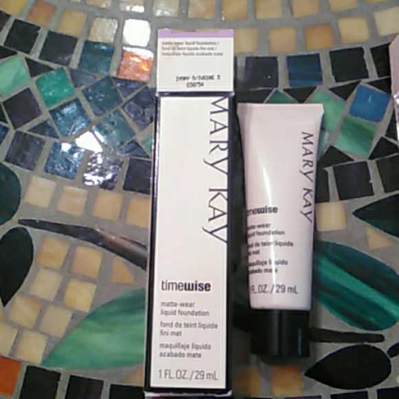 Mary kay - Picture 2 of 4